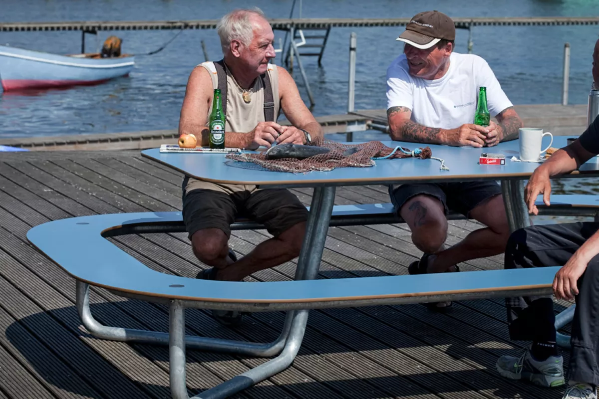 Panache Straatmeubilair Mobilier Urbain PLATEAU© picknicktafel table pique-nique Out-sider