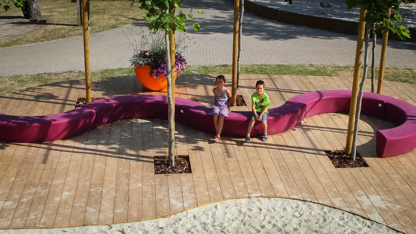 Panache straatmeubilair mobilier urbain zitbank banc LOOP©