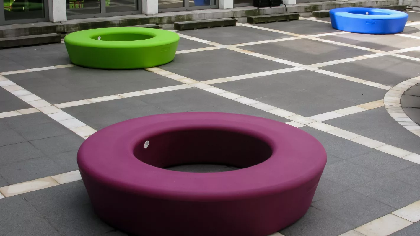 Panache Straatmeubilair Mobilier Urbain Zitbank Banc LOOP©