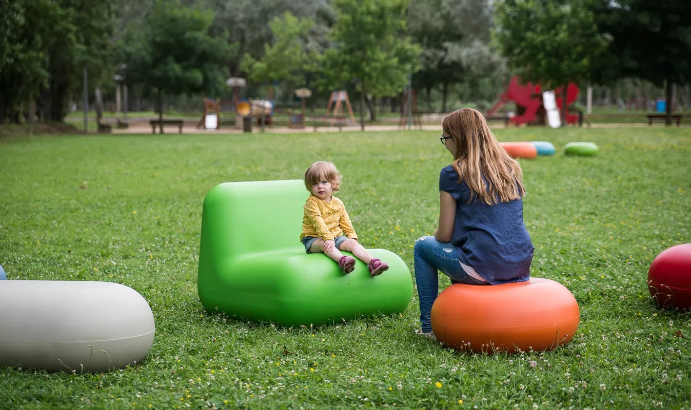Panache Straatmeubilair Mobilier Urbain zitelement assise bloembak bac à fleurs RIO© Durbanis