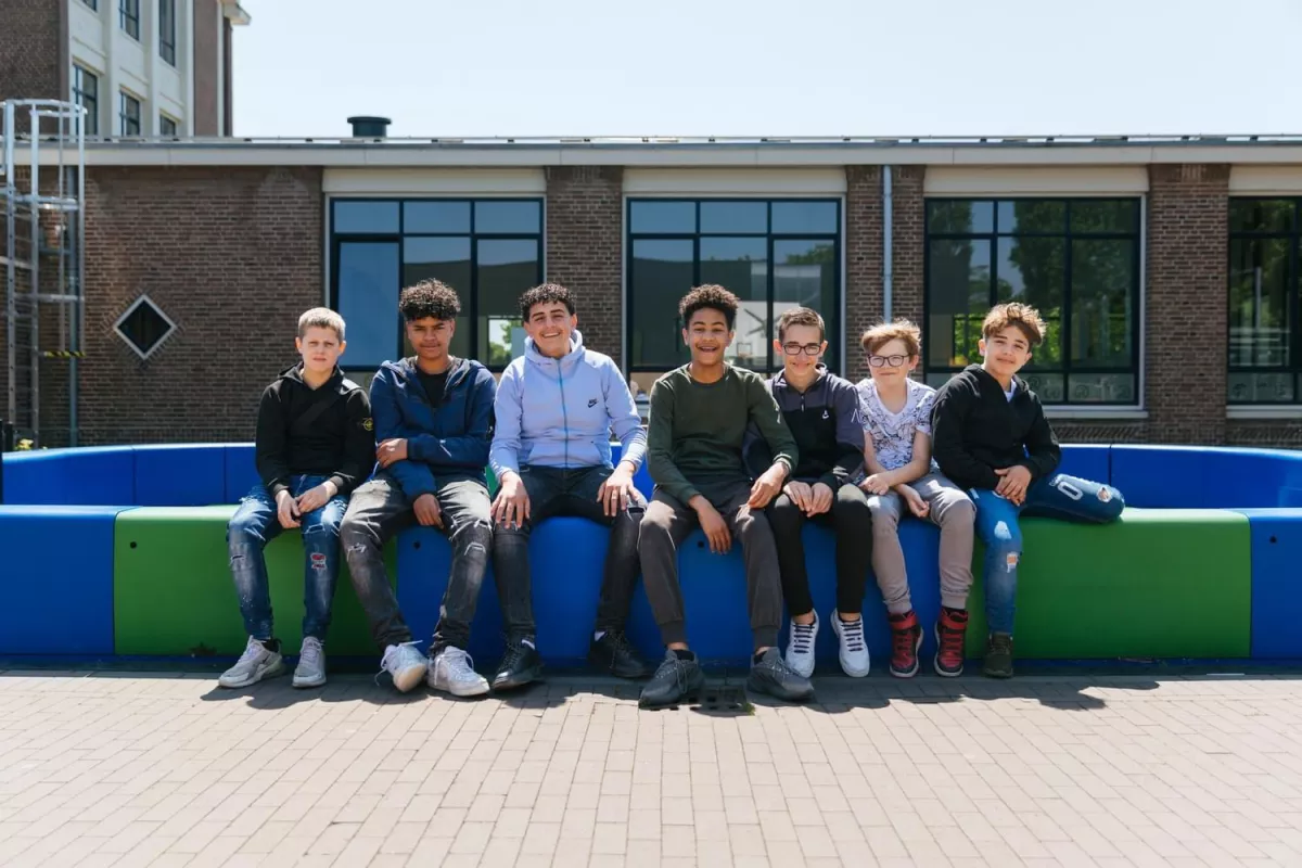 Panache straatmeubilair mobilier urbain sportveldomranding bordures de sports wits-l sepcourt