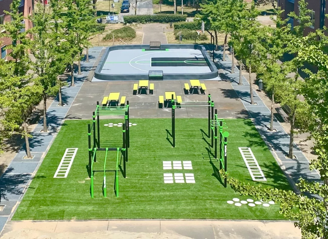 Panache straatmeubilair mobilier urbain sportveldomranding bordures de sports wits-l sepcourt