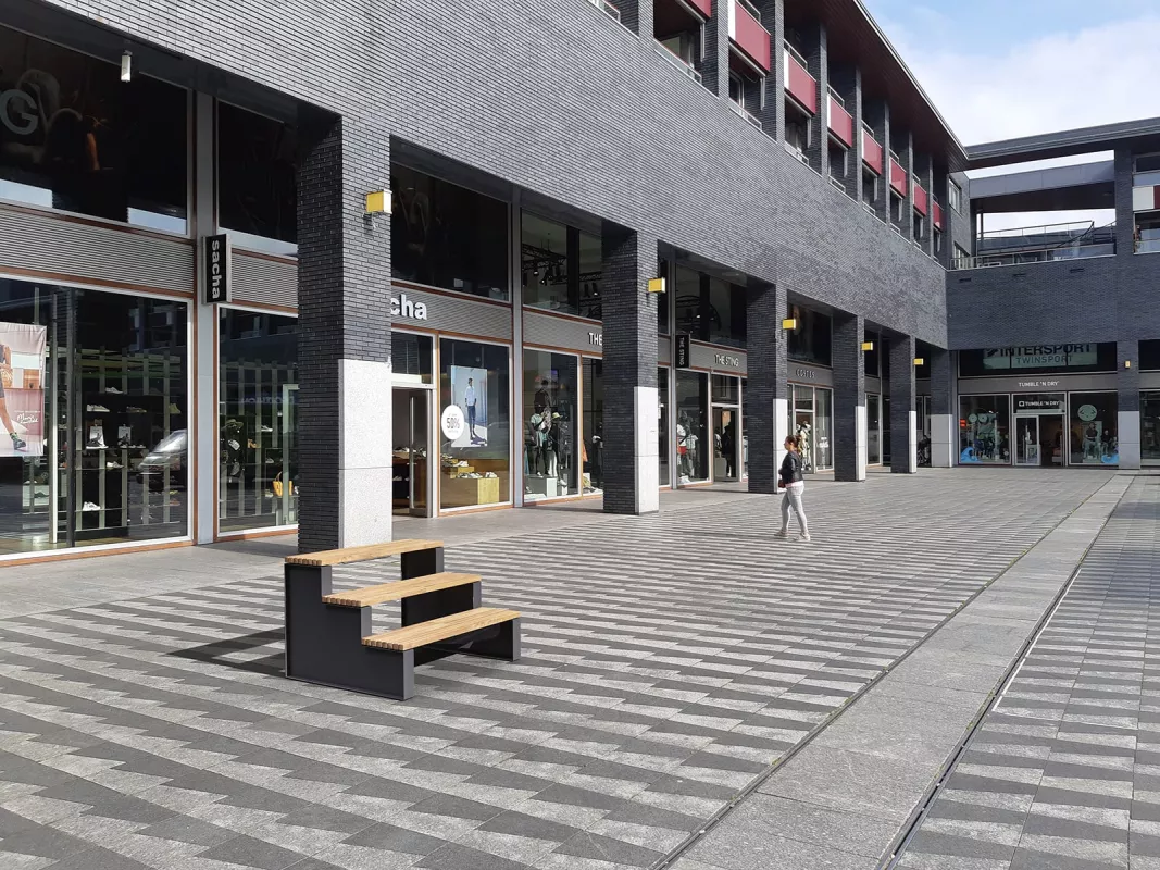 Panache Straatmeubilair Mobilier Urbain Stage Triple Straight Public Outdoor Creations