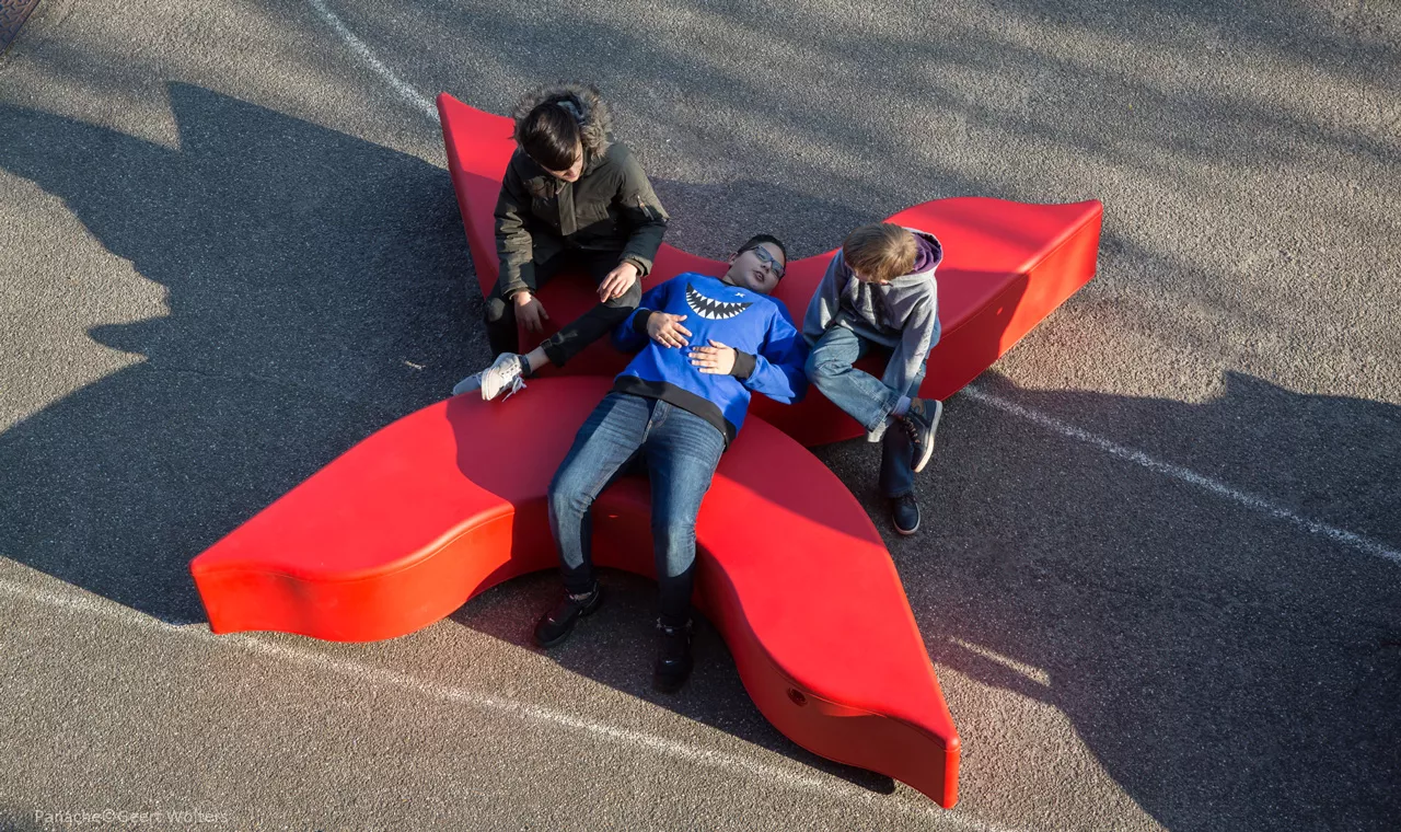 panache straat meubilair mobilier urbain speelplaatsmeubilair mobilier cours de recreation arabesque moonako