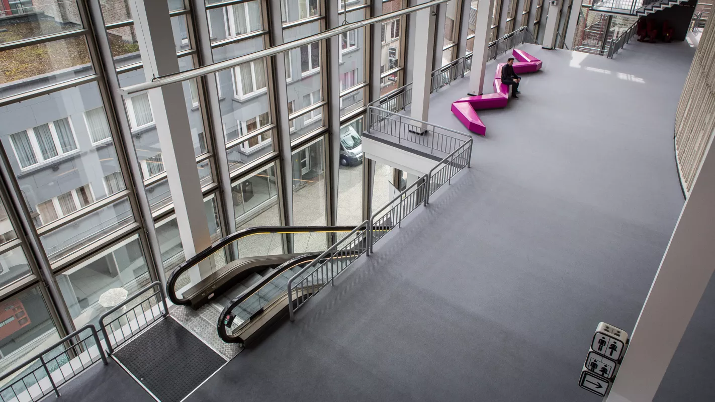 Panache Straatmeubilair Mobilier Urbain zitbank banc Coffin Lounge©