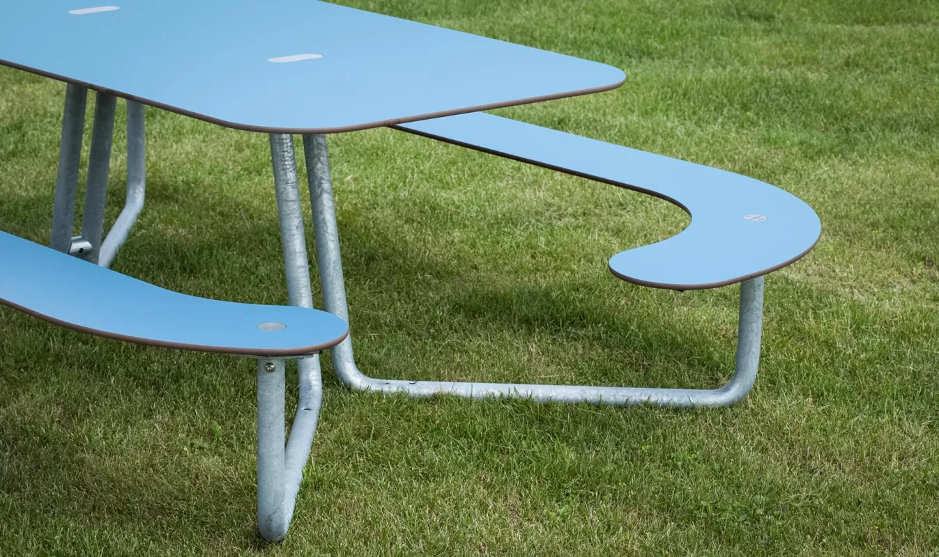 Panache Straatmeubilair Mobilier Urbain PLATEAU© picknicktafel table pique-nique Out-sider