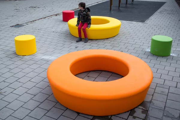 Immaculata school oostmalle Panache Straatmeubilair Mobilier Urbain zitbank banc Loop©